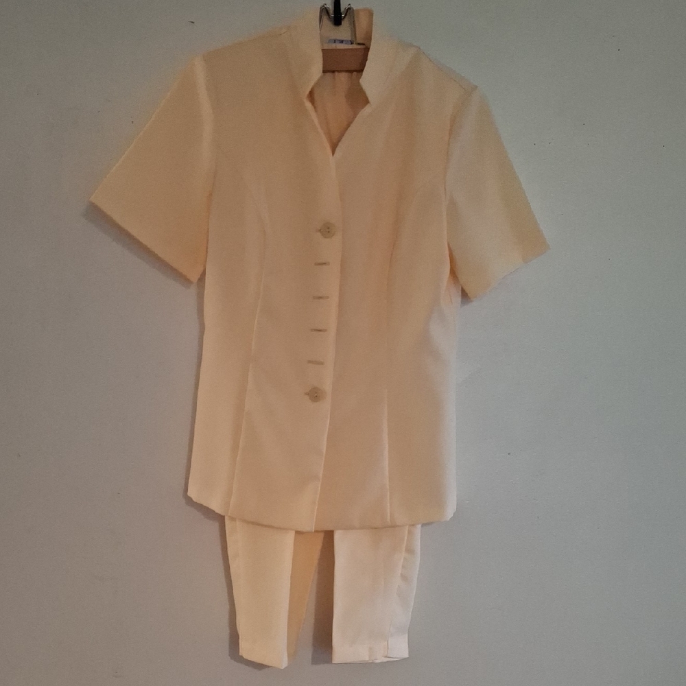 Classic Cream Short-Sleeve Pantsuit